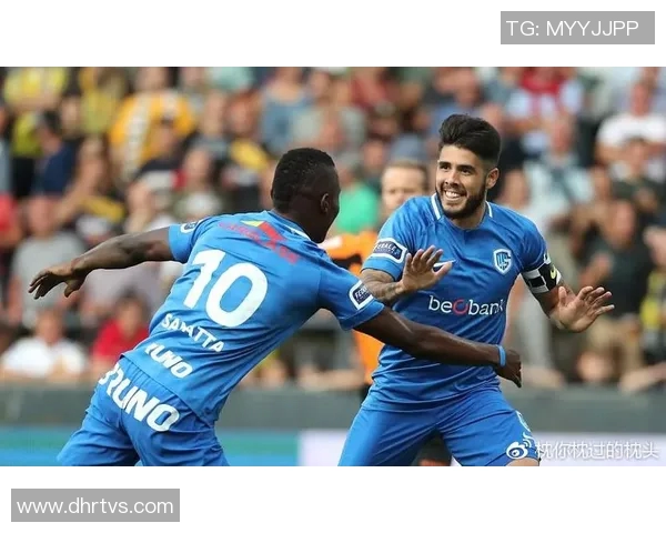 亨克与贝西克塔的激烈对决揭示了足球战术的深度与魅力