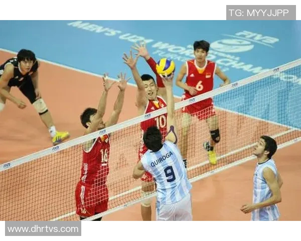 中国男排迎战阿根廷队争夺世界排球锦标赛重要胜利