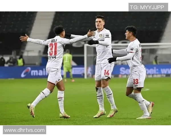 伊朗U23队与朝鲜队的激烈对决展现年轻球员的无限潜力与拼搏精神 伊朗U23队与朝鲜队的激烈对决展现年轻球员的无限潜力与拼搏精神