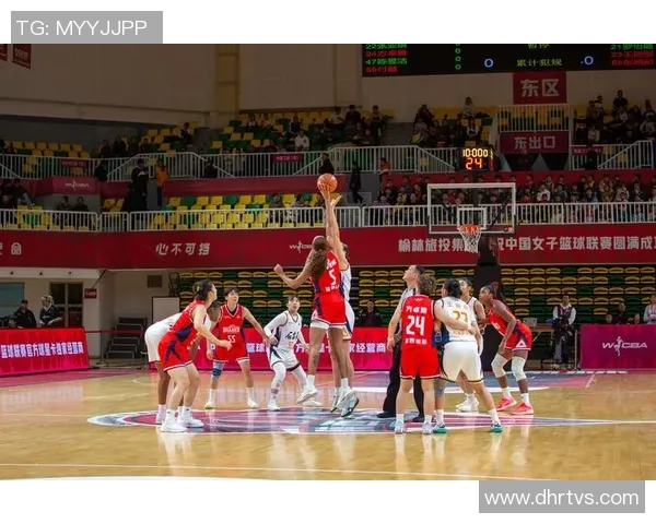 陕西天泽女篮迎战武汉队全力争胜力争晋级季后赛